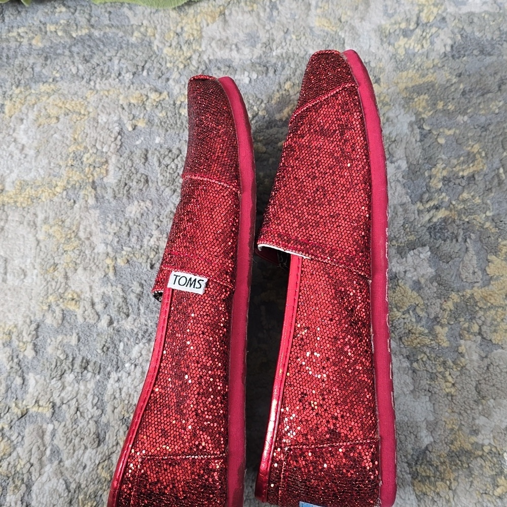 TOMS Red Glitter Slip-On Shoes 3.5Y - Picture 8 of 13